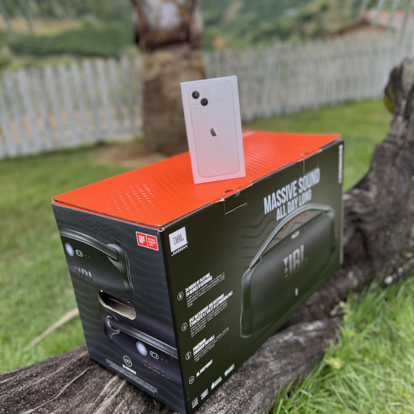 JBL, IPHONE 13 OU R$ 3.000 NO PIX