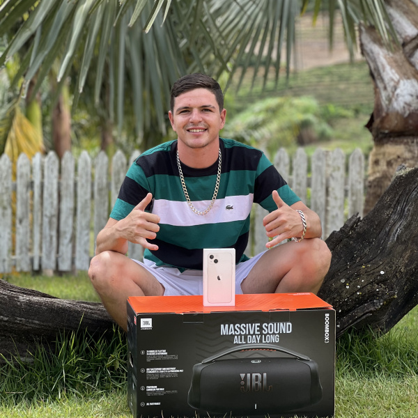 JBL, IPHONE 13 OU R$ 3.000 NO PIX